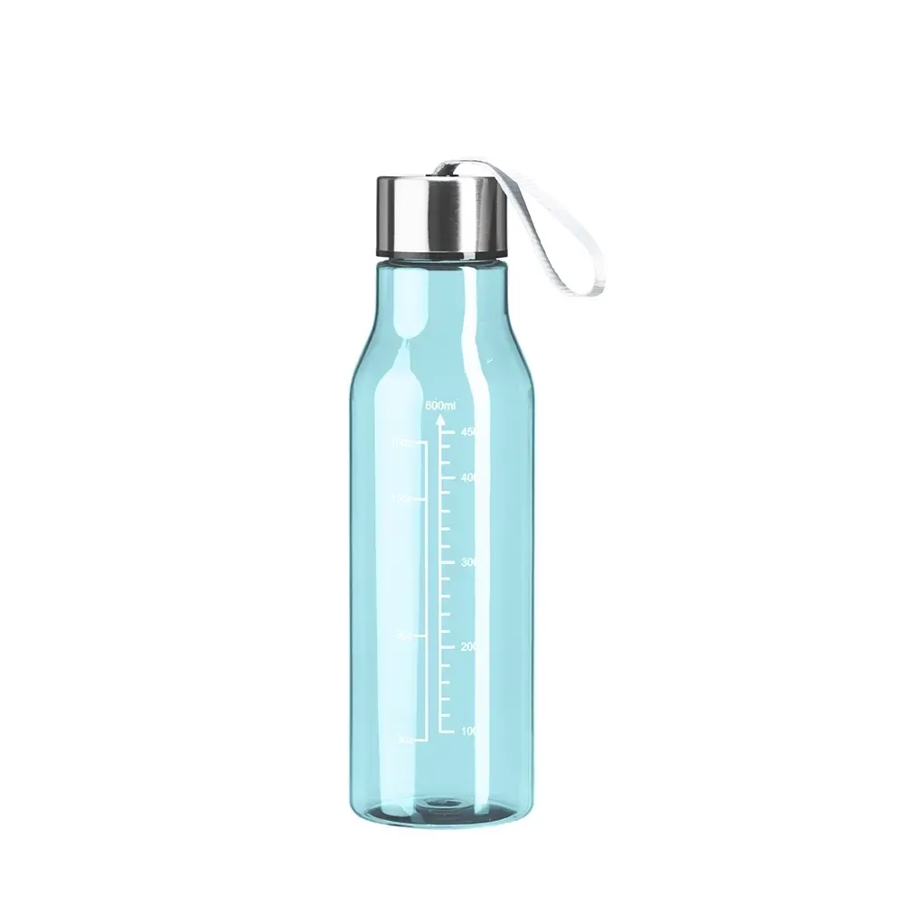 Garrafa plástica 615ml com marcação de volume personalizada azul claro