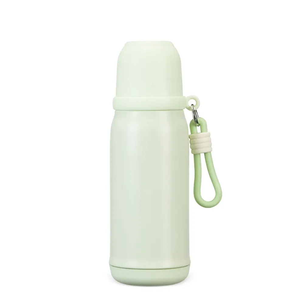 Garrafa Térmica Inox 500ml com Infusor e Copo personalizada verde claro