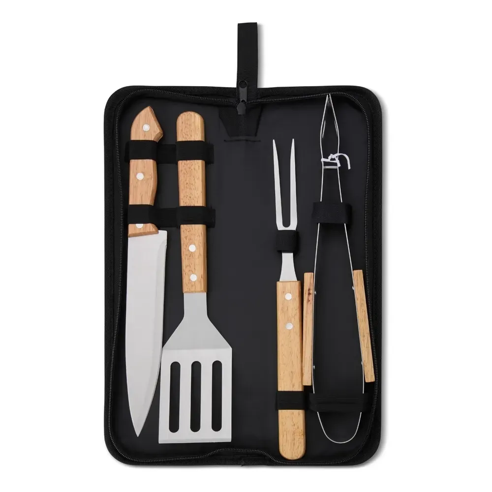Kit Churrasco 4 Peças com cabo de madeira e proteção plástica, cor preta