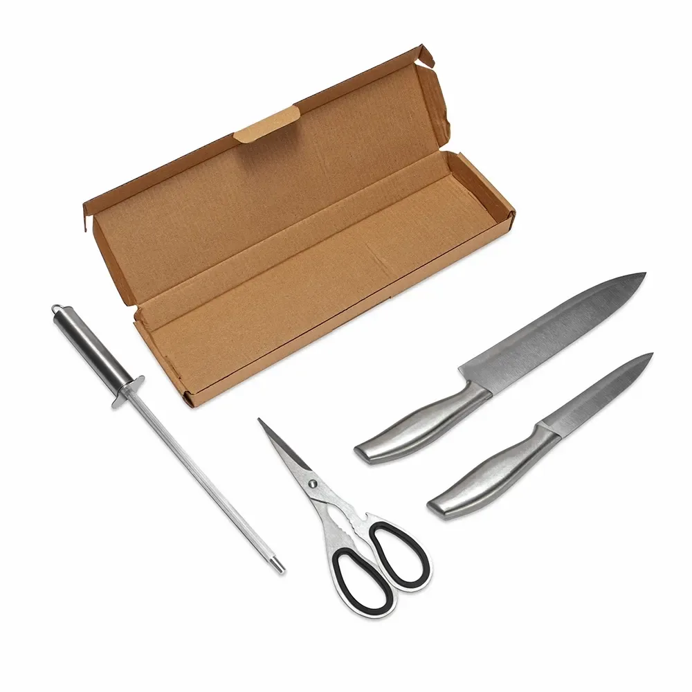 Kit Churrasco 4 Peças com chaira, embalagem de papelão, cor inox