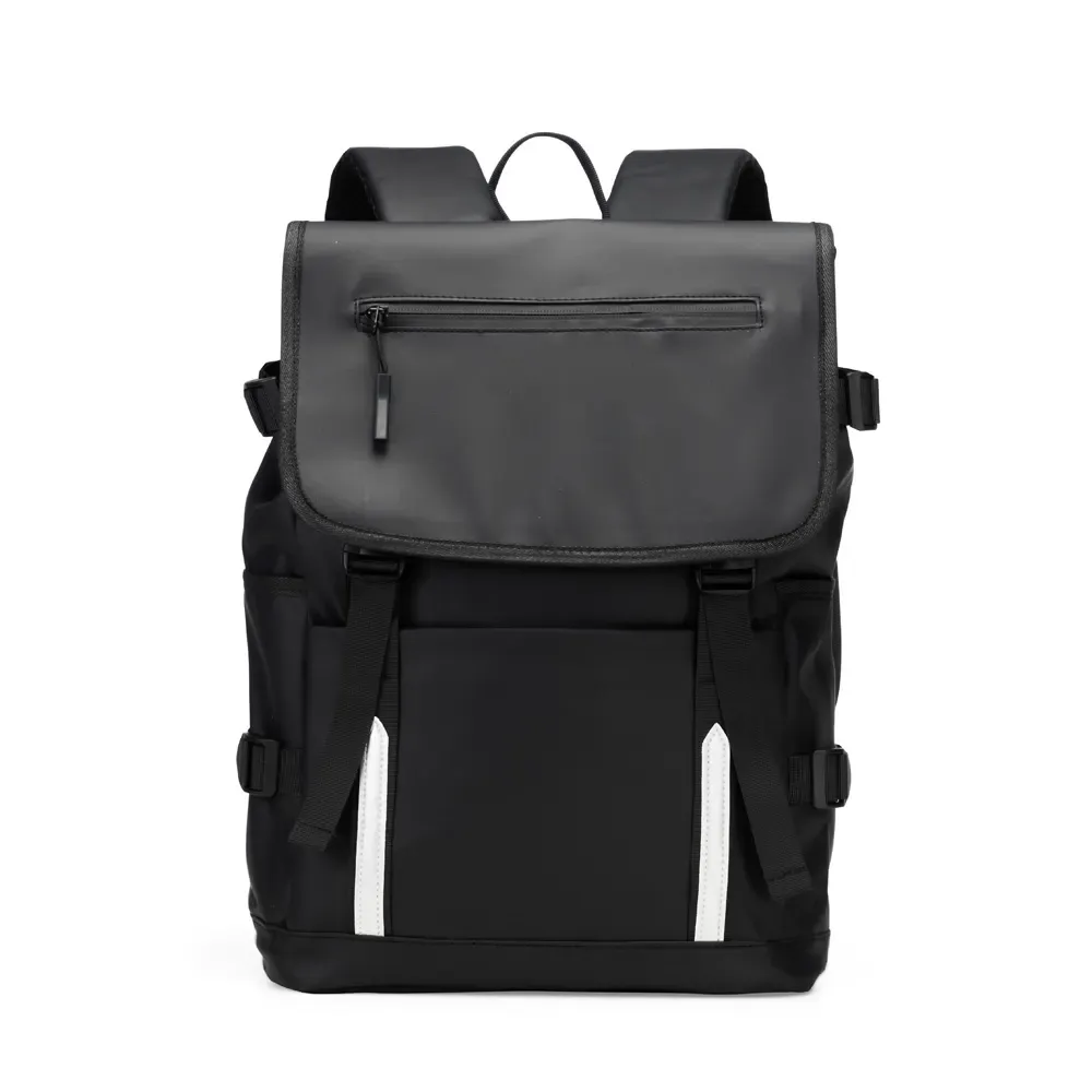 Mochila Couro Sintético 18L com velcro e engate rápido personalizada em preto