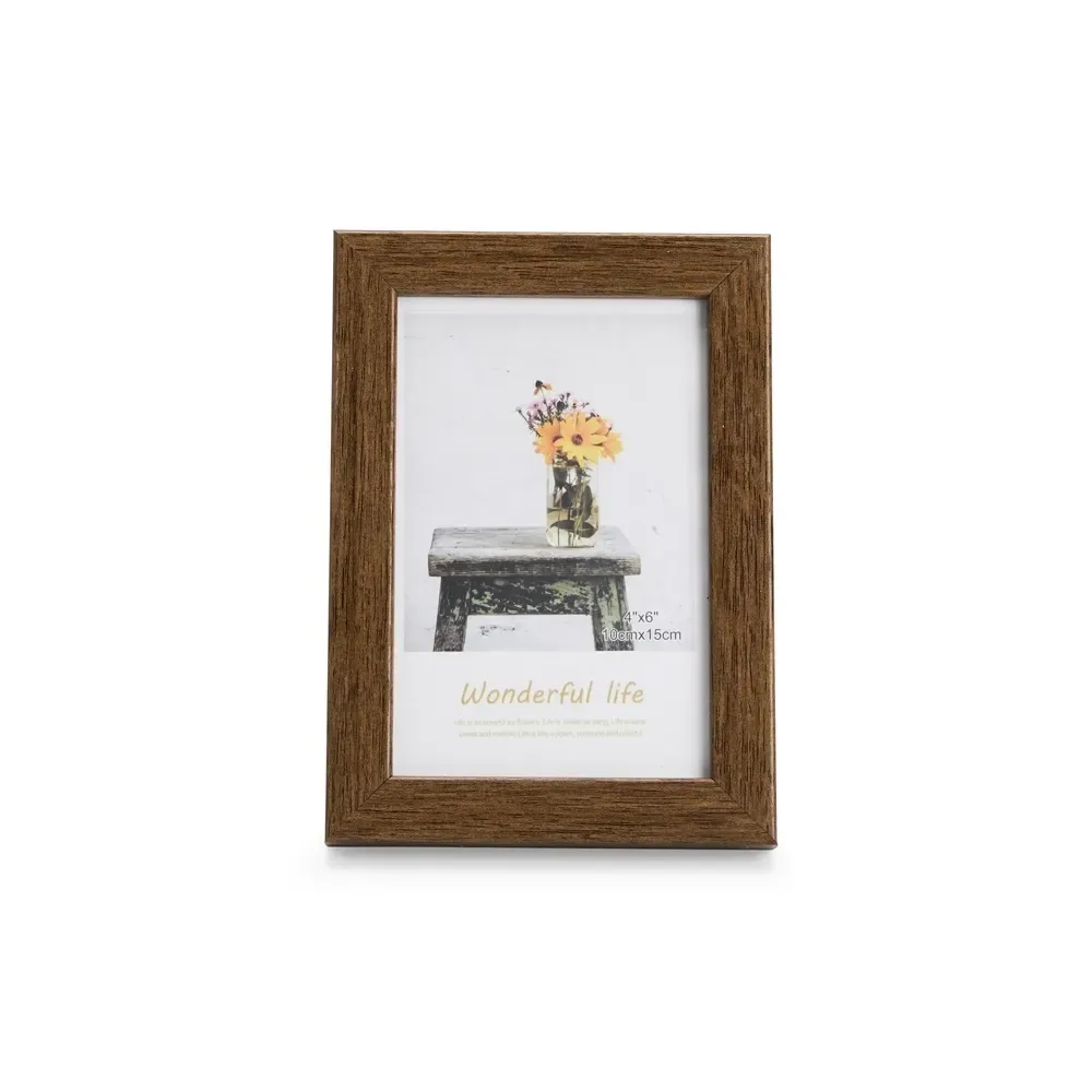 Porta-Retrato Personalizado em PVC com Fundo em MDF, cor madeira escura